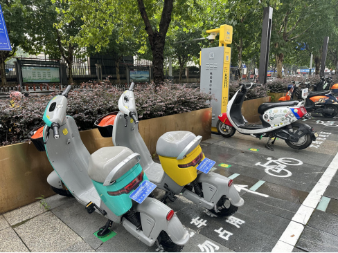 電動(dòng)自行車(chē)充電樁，智能無(wú)線充電，電單車(chē)充電樁廠家